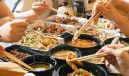 窑鸡外卖爆料视频,美味瞬间送达，揭秘网红美食背后的制作过程